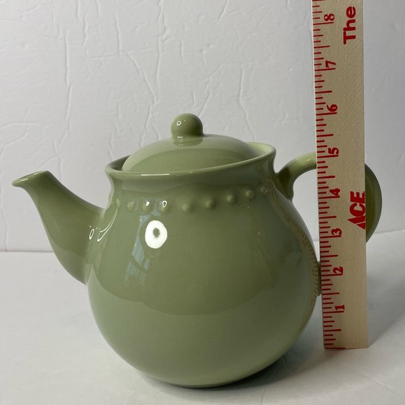 Pottery Barn EMMA Green Teapot 40oz Made In Portugal - Picture 14 of 16